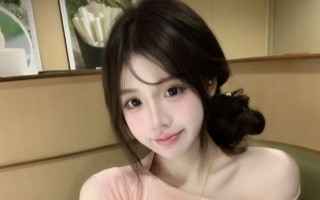 别低头，你也曾被他举过头顶。